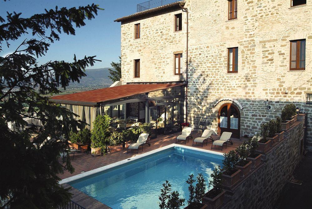 Relais La Corte Di Bettona Exteriör bild