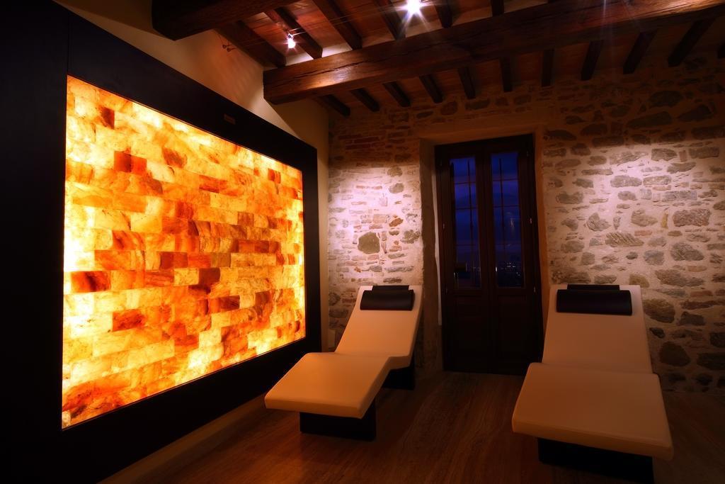 Relais La Corte Di Bettona Exteriör bild