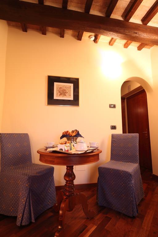 Relais La Corte Di Bettona Exteriör bild